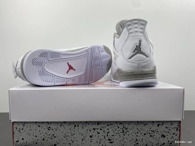 4 (2021) Jordan Oreo CT8527-100 White Retro 0630